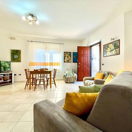 Le Corti Sarde Garden Apartment Bari Sardo Bagian luar foto